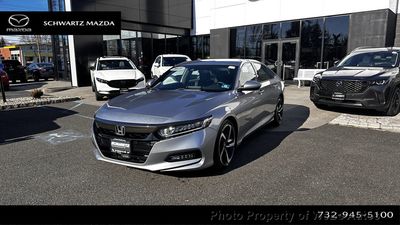 2018 Honda Accord Sport's photo