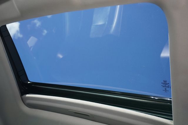 2018 Honda Accord Sedan Touring 2.0T Automatic - 22918874 - 18