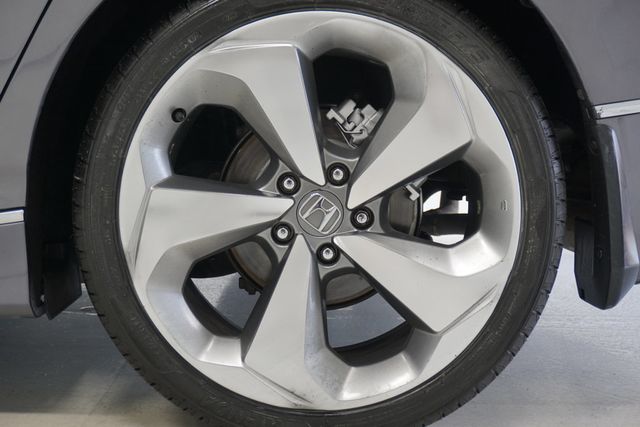2018 Honda Accord Sedan Touring 2.0T Automatic - 22918874 - 29