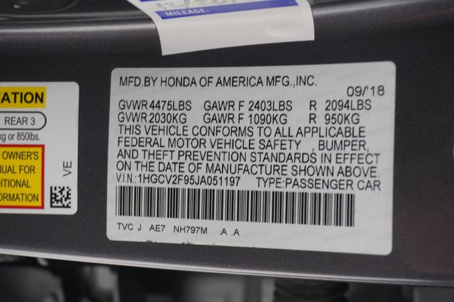 2018 Honda Accord Sedan Touring 2.0T Automatic - 22918874 - 33