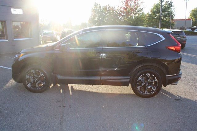 2018 Honda CR-V Touring AWD - 22923311 - 5