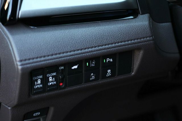 2018 Honda Odyssey 1ST AVAILABLE 11/3/25 ELITE W/ NAVIGATION, DVD-RES, MOONROOF - 22932762 - 22