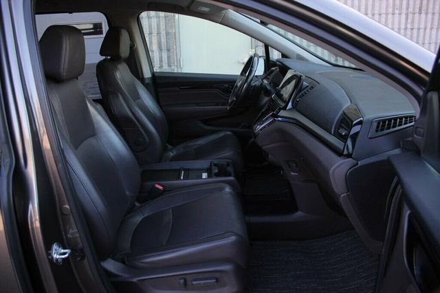 2018 Honda Odyssey 1ST AVAILABLE 11/3/25 ELITE W/ NAVIGATION, DVD-RES, MOONROOF - 22932762 - 6