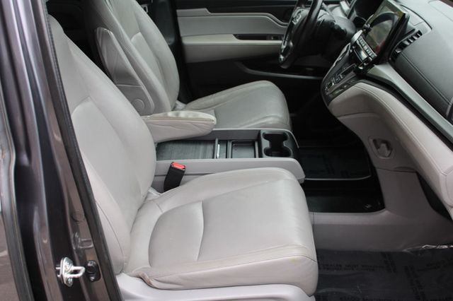 2018 Honda Odyssey EX-L Automatic - 22935458 - 14