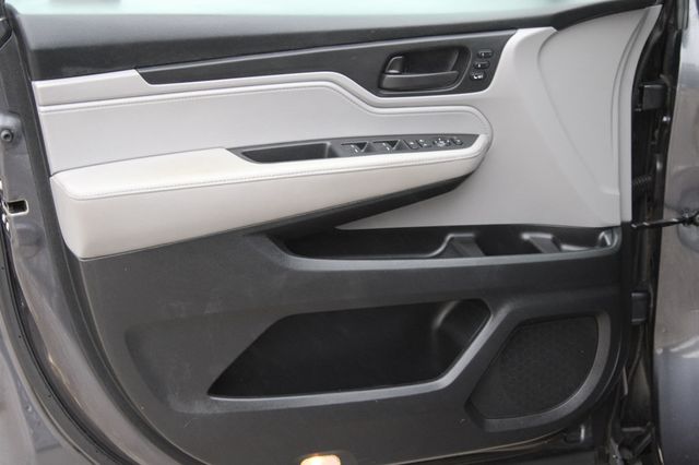 2018 Honda Odyssey EX-L Automatic - 22935458 - 18
