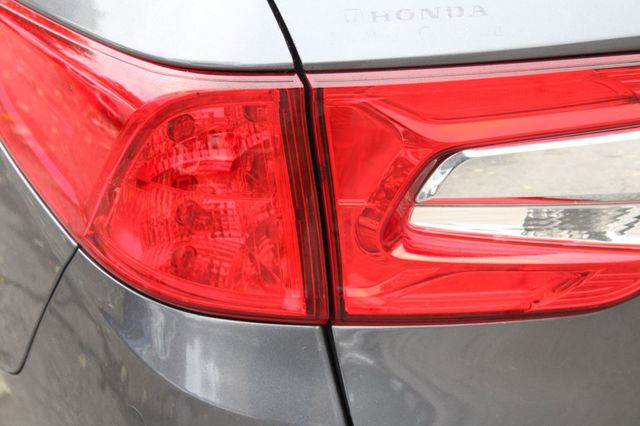 2018 Honda Odyssey EX-L Automatic - 22935458 - 34