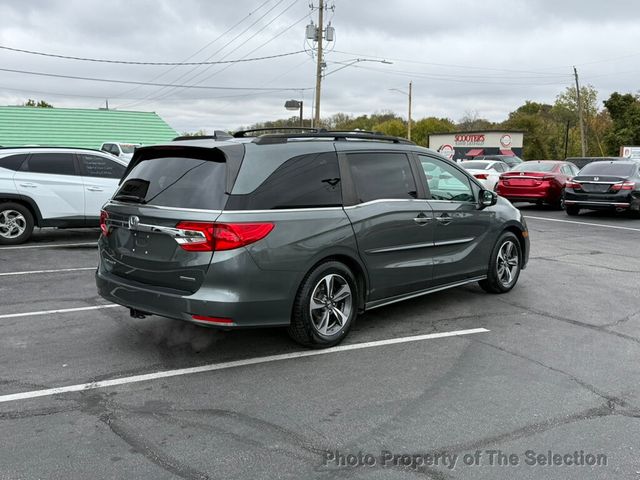 2018 Honda Odyssey TOURING W/ DVD PLAYER, BLIND SPOT, & ADAPTIVE CRUISE/LANE KEEP - 22934858 - 14
