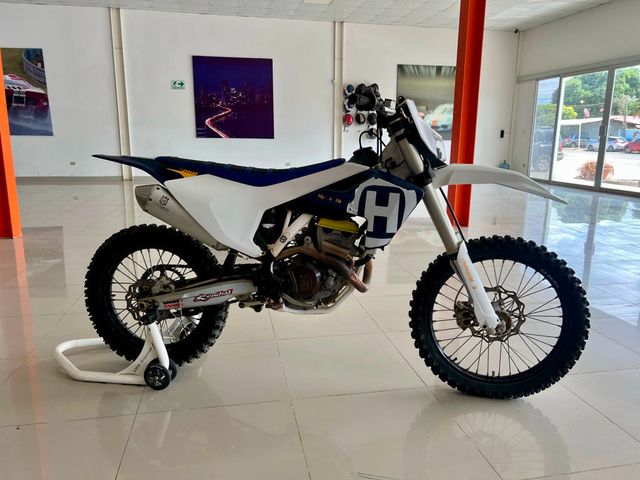 2018 Husqvarna FC 250 Dirt Bike Disponible para alqu - 22430121 - 4
