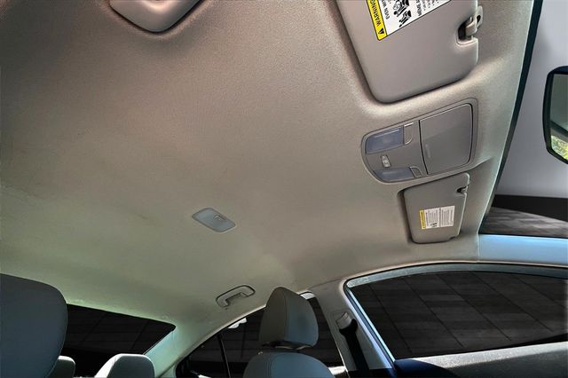 2018 Hyundai Elantra SE 2.0L Manual - 22915343 - 31