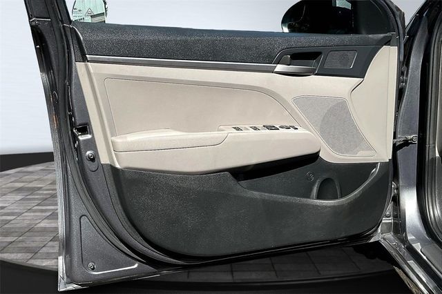 2018 Hyundai Elantra SE 2.0L Manual - 22915343 - 8