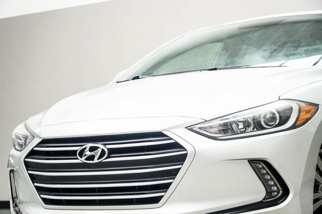 2018 Hyundai Elantra Value Edition 2.0L Automatic - 22907177 - 1
