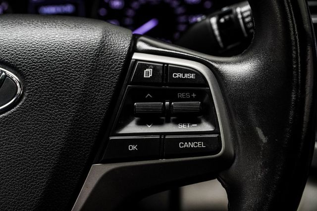 2018 Hyundai Elantra Value Edition 2.0L Automatic - 22907177 - 25