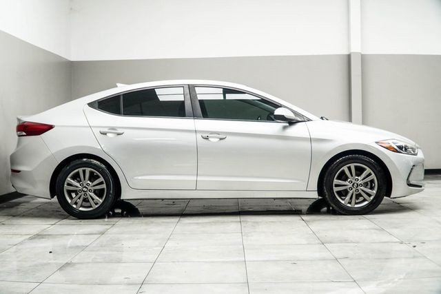 2018 Hyundai Elantra Value Edition 2.0L Automatic - 22907177 - 5
