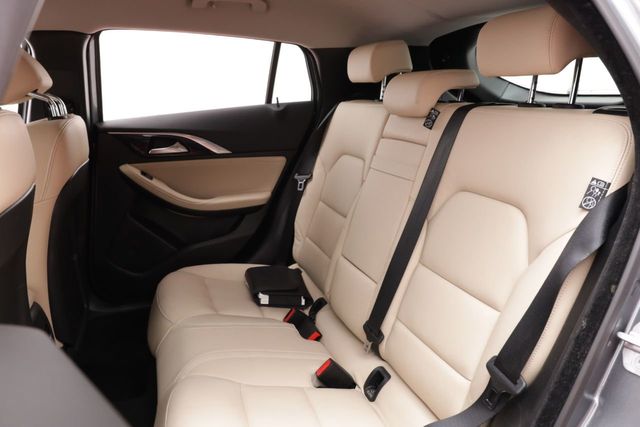 2018 INFINITI QX30  - 20992314 - 10