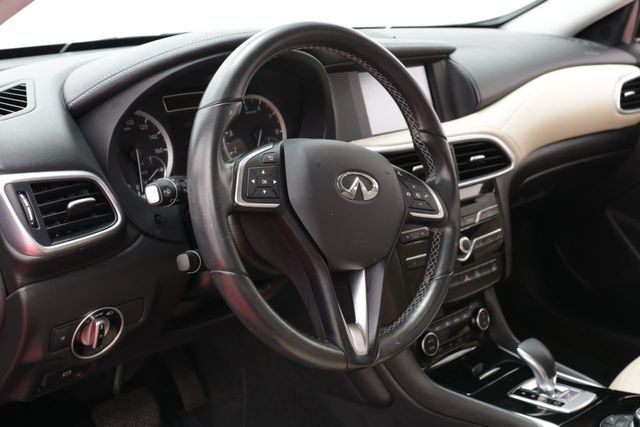 2018 INFINITI QX30  - 20992314 - 21
