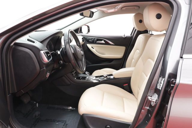 2018 INFINITI QX30  - 20992314 - 8