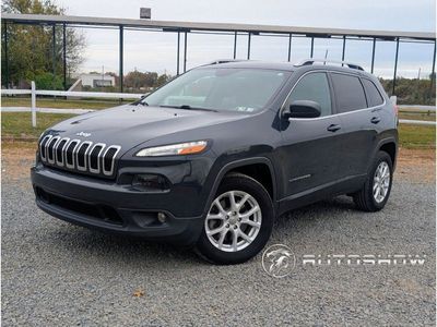 2018 Jeep Cherokee - 1C4PJMLB0JD570137