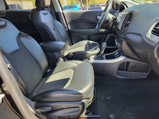 2018 Jeep Compass Latitude FWD - 22829544 - 12
