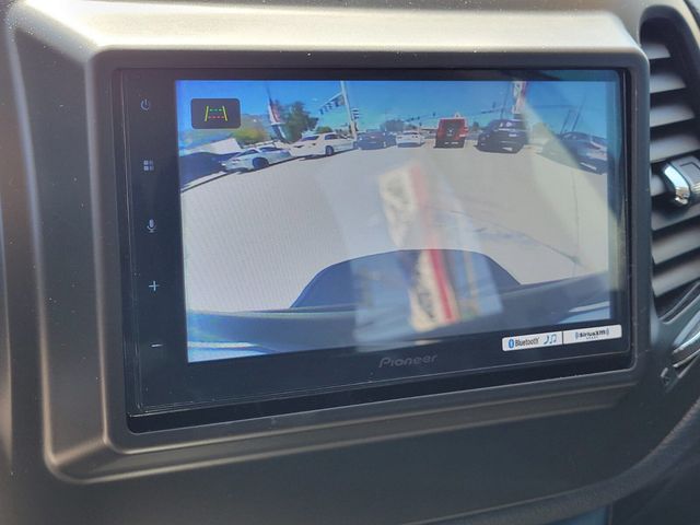2018 Jeep Compass Latitude FWD - 22829544 - 18