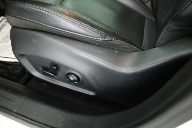 2018 Jeep Compass Limited 4x4 with Dual-Pane Sunroof and Uconnect 4C Navigation - 22925407 - 9