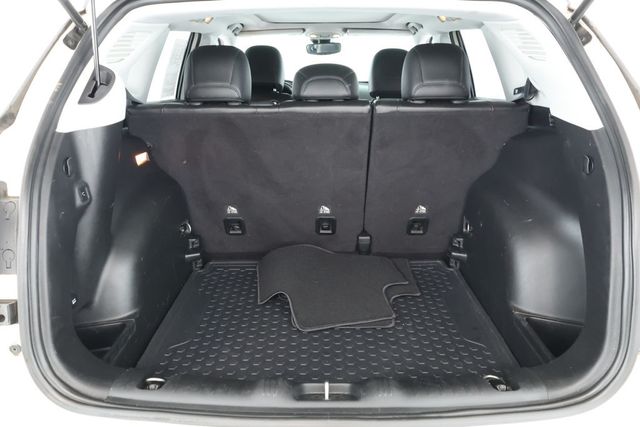 2018 Jeep Compass Limited 4x4 with Dual-Pane Sunroof and Uconnect 4C Navigation - 22925407 - 20