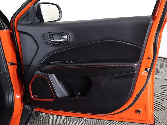 2018 Jeep Compass Trailhawk 4x4 - 22933887 - 25