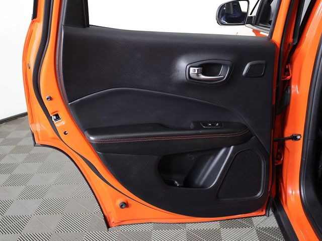 2018 Jeep Compass Trailhawk 4x4 - 22933887 - 26