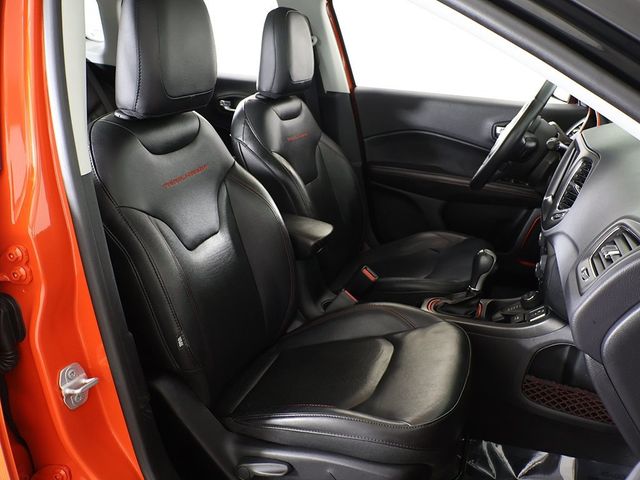 2018 Jeep Compass Trailhawk 4x4 - 22933887 - 31