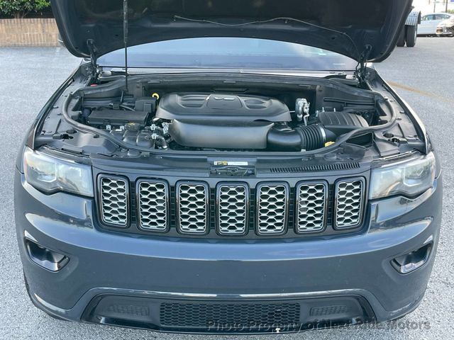 2018 Jeep Grand Cherokee 2018 JEEP GRAND CHEROKEE ALTITUDE 4WD 1-OWNER 615-730-9991 - 22901180 - 22