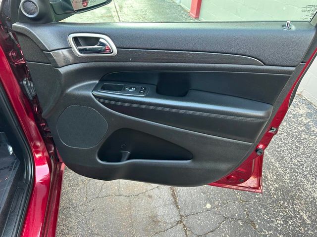 2018 Jeep Grand Cherokee Altitude 4x4 - 22884313 - 22