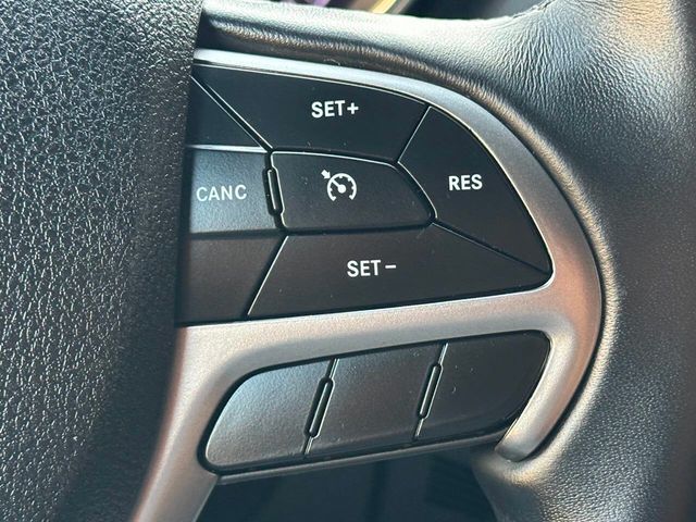 2018 Jeep Grand Cherokee Altitude 4x4 - 22884313 - 29