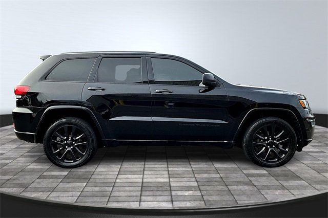 2018 Jeep Grand Cherokee Altitude 4x4 - 22931189 - 7
