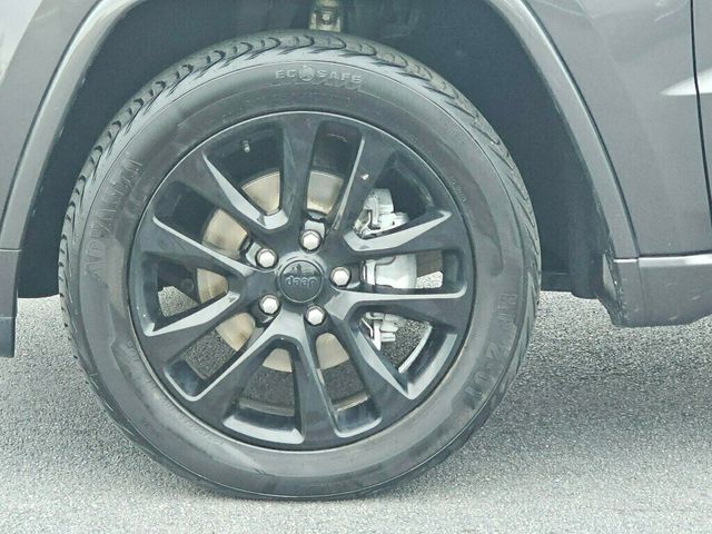 2018 Jeep Grand Cherokee Altitude 4x4 - 22937205 - 28