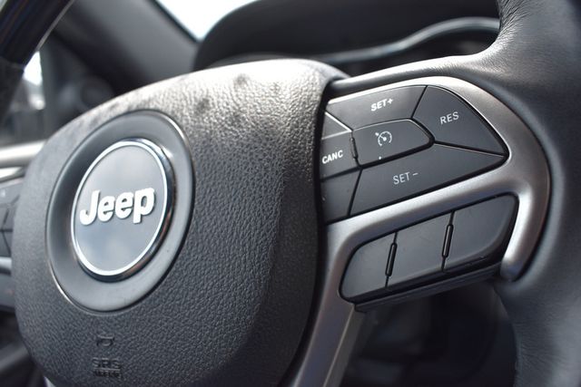 2018 Jeep Grand Cherokee Overland 4x4 - 22887332 - 12