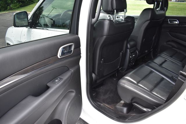 2018 Jeep Grand Cherokee Overland 4x4 - 22887332 - 34