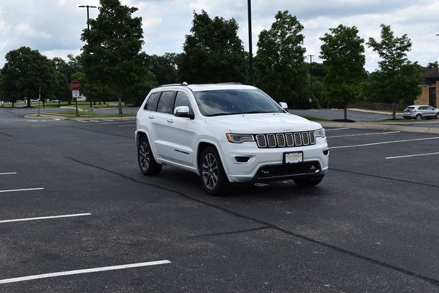 2018 Jeep Grand Cherokee Overland 4x4 - 22887332 - 48