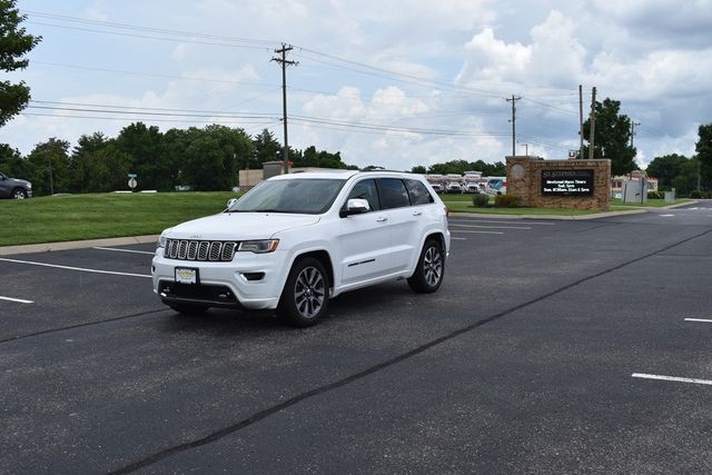 2018 Jeep Grand Cherokee Overland 4x4 - 22887332 - 49