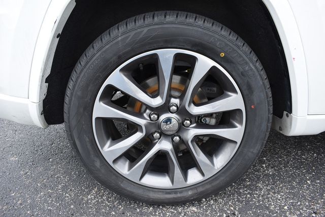 2018 Jeep Grand Cherokee Overland 4x4 - 22887332 - 65