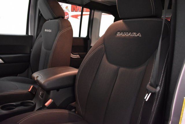 2018 Jeep Wrangler JK Unlimited Sahara - 18073236 - 2