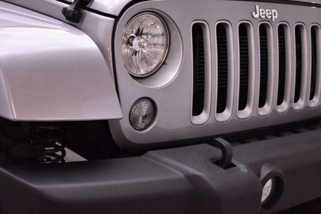 2018 Jeep Wrangler JK Unlimited Sahara - 18073236 - 29