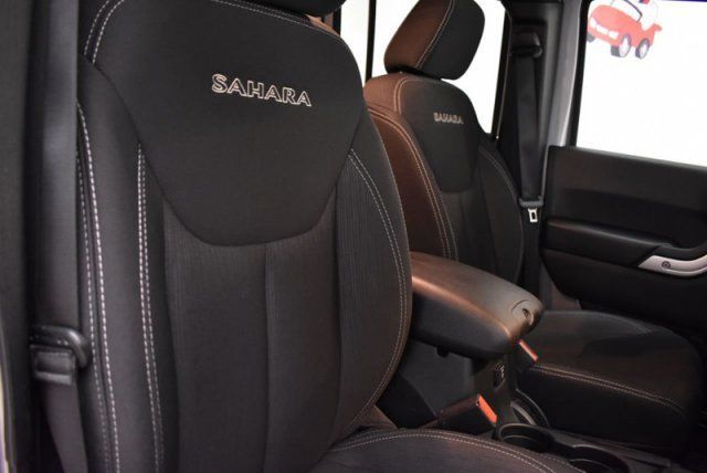 2018 Jeep Wrangler JK Unlimited Sahara - 18073236 - 3