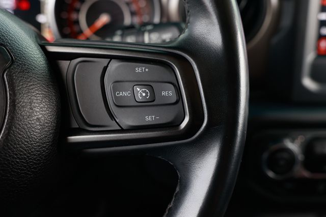 2018 Jeep Wrangler JK Unlimited Sport 4x4 - 22934228 - 28