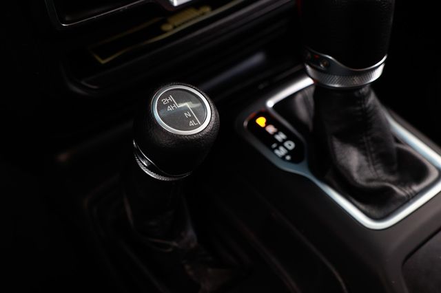 2018 Jeep Wrangler JK Unlimited Sport 4x4 - 22934228 - 38
