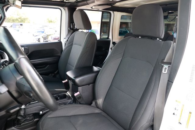 2018 Jeep Wrangler JK Unlimited Sport 4x4 - 22934228 - 5