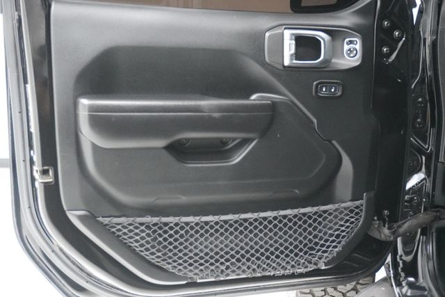 2018 Jeep Wrangler Unlimited Rubicon 4x4 - 22924019 - 12