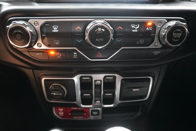 2018 Jeep Wrangler Unlimited Rubicon 4x4 - 22924019 - 17