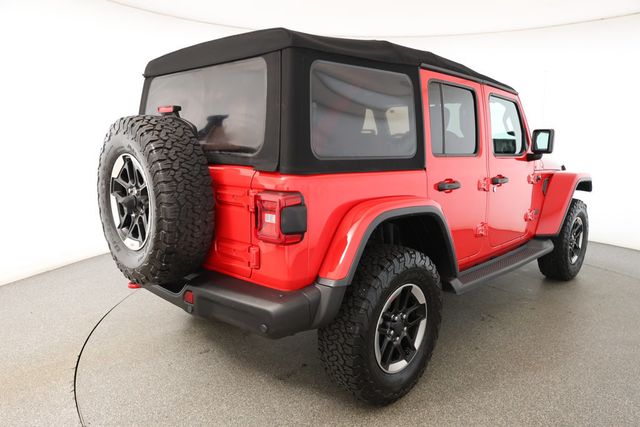 2018 Jeep Wrangler Unlimited Rubicon 4x4 with Leather Bucket Seats & Electronic Infotainment - 22924061 - 3
