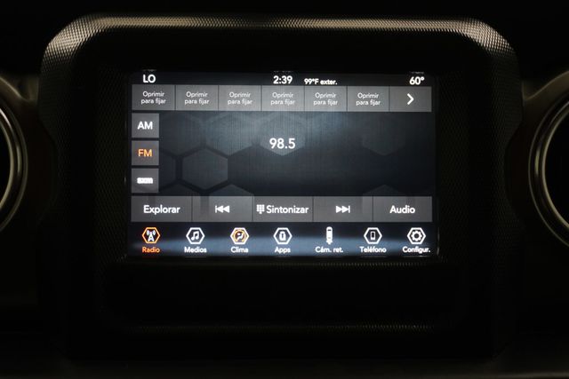 2018 Jeep Wrangler Unlimited Sahara 4x4 - 22886000 - 18