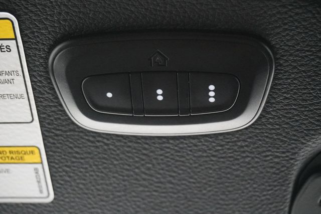 2018 Jeep Wrangler Unlimited Sahara 4x4 - 22886000 - 23