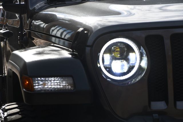 2018 Jeep Wrangler Unlimited Sport S 4x4 - 22935214 - 10